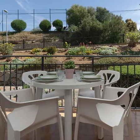 1205 Jardins Con Piscina - Apivend Immo